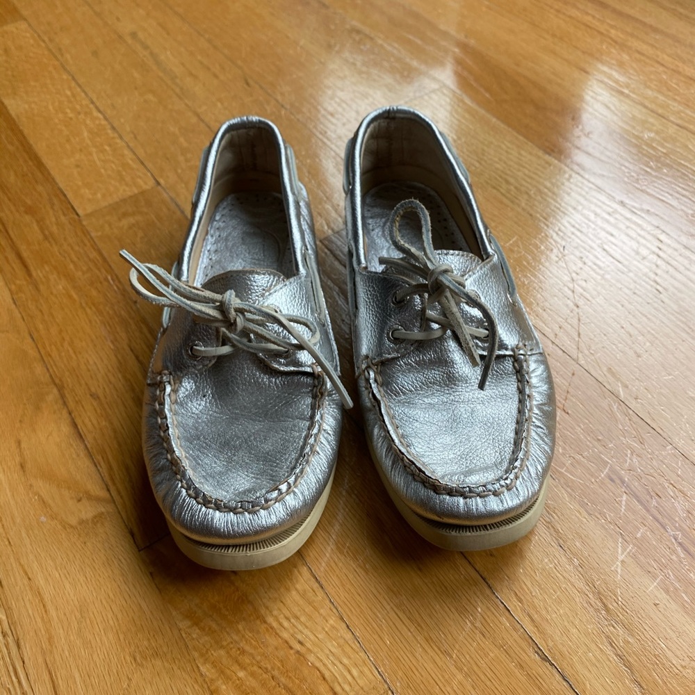 Sperry boat shoes